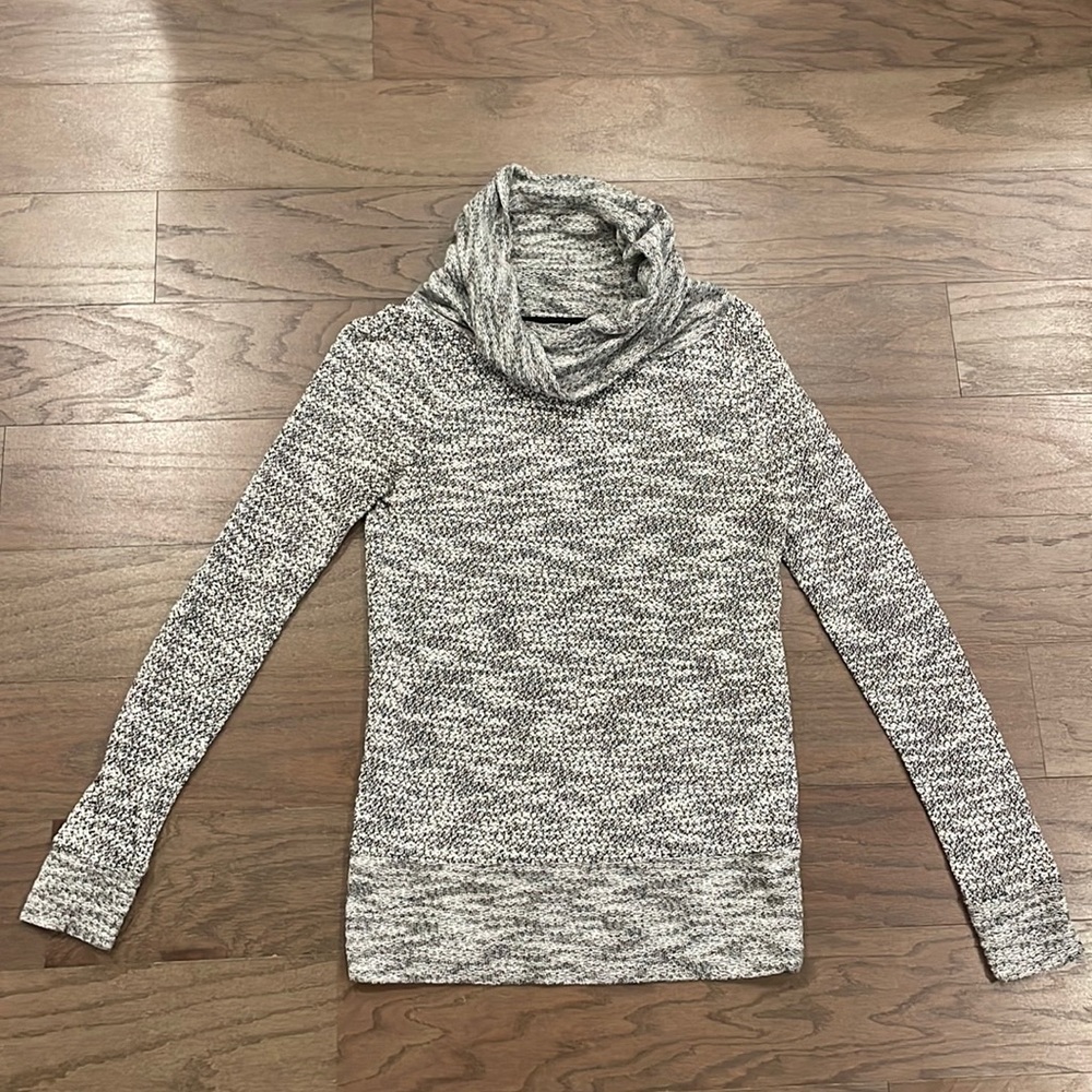 Lou & Grey Cowl Neck Top - Size S